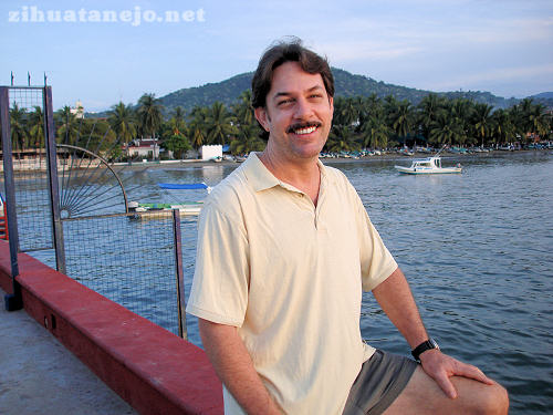 Disfrutando la ma�ana en el muelle municipal